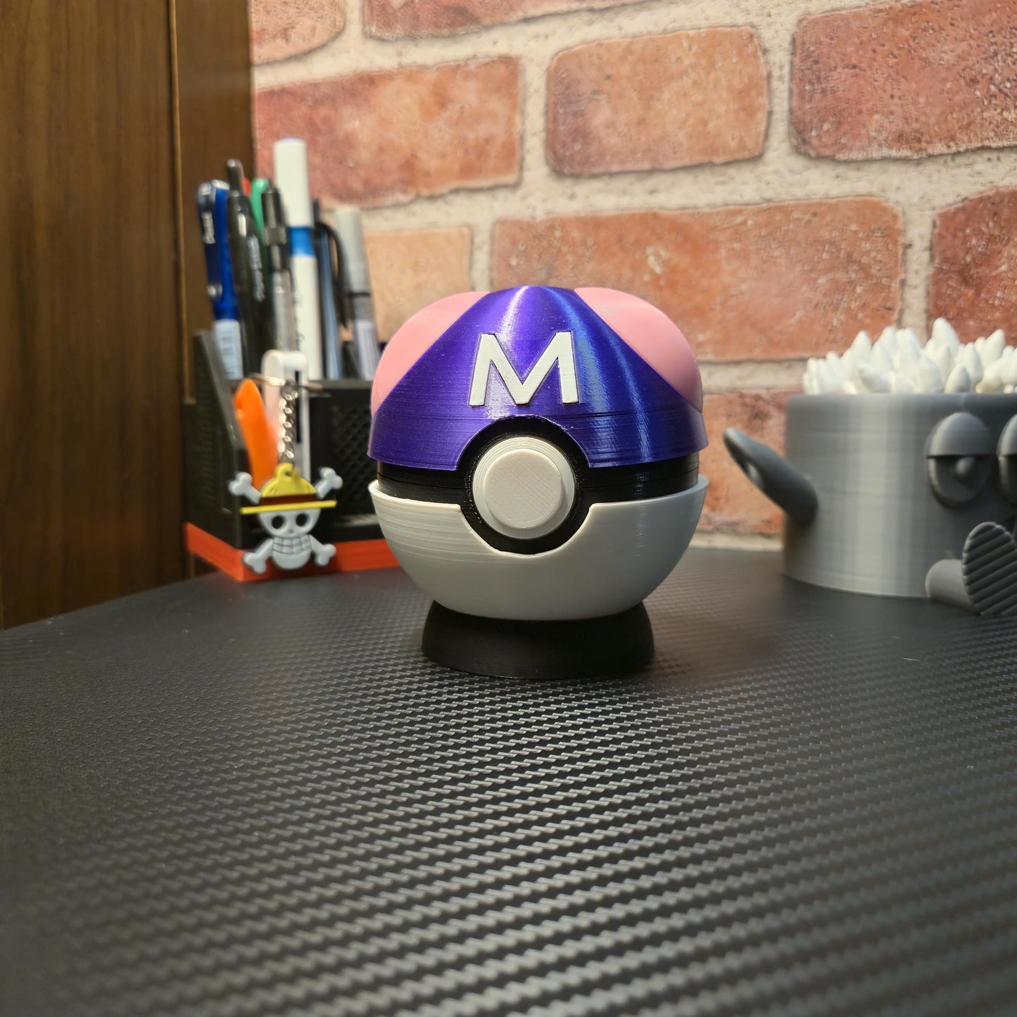 Pokeball Switch/3ds/SD Card case