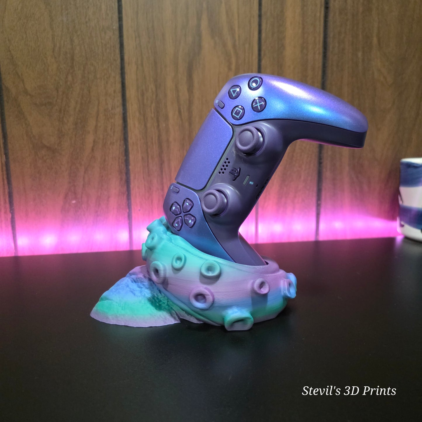 The Kraken's Grip controller stand