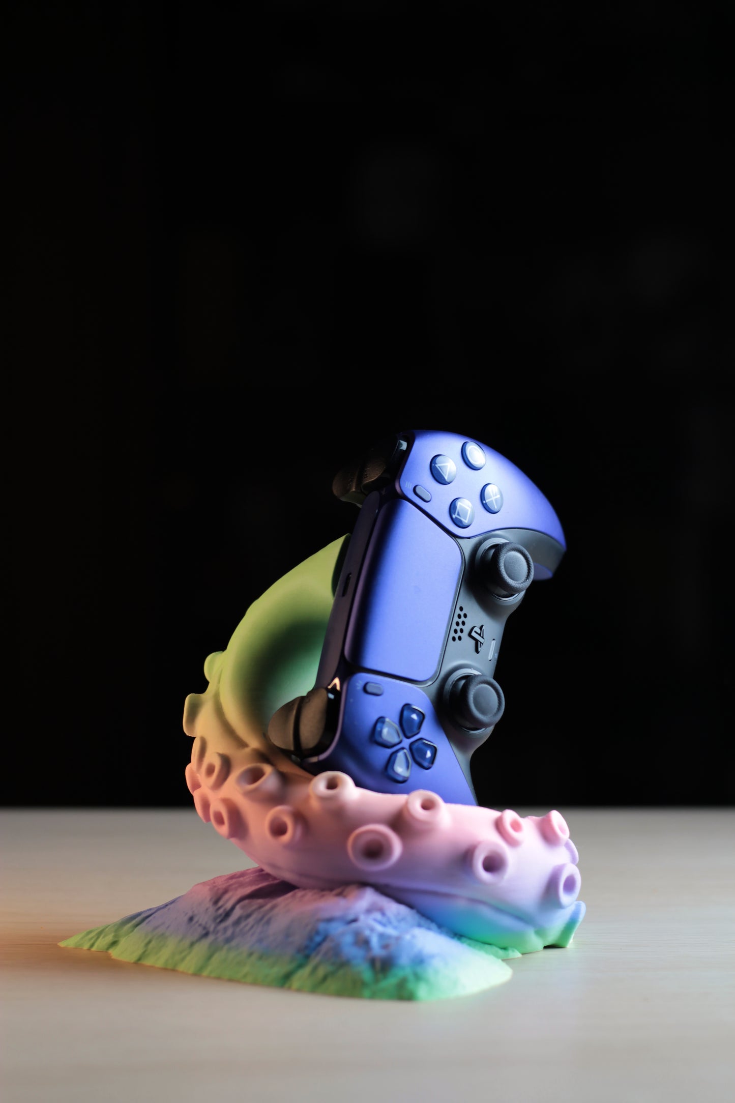 The Kraken's Grip controller stand